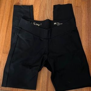 Lilly Pulitzer black Mia leggings size M